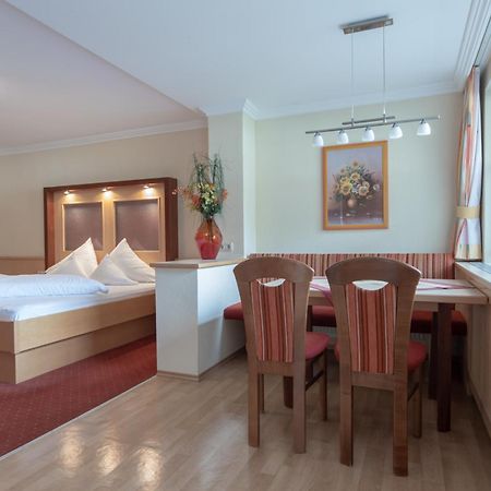 מאוראך Fruehstueckshotel Margret מראה חיצוני תמונה