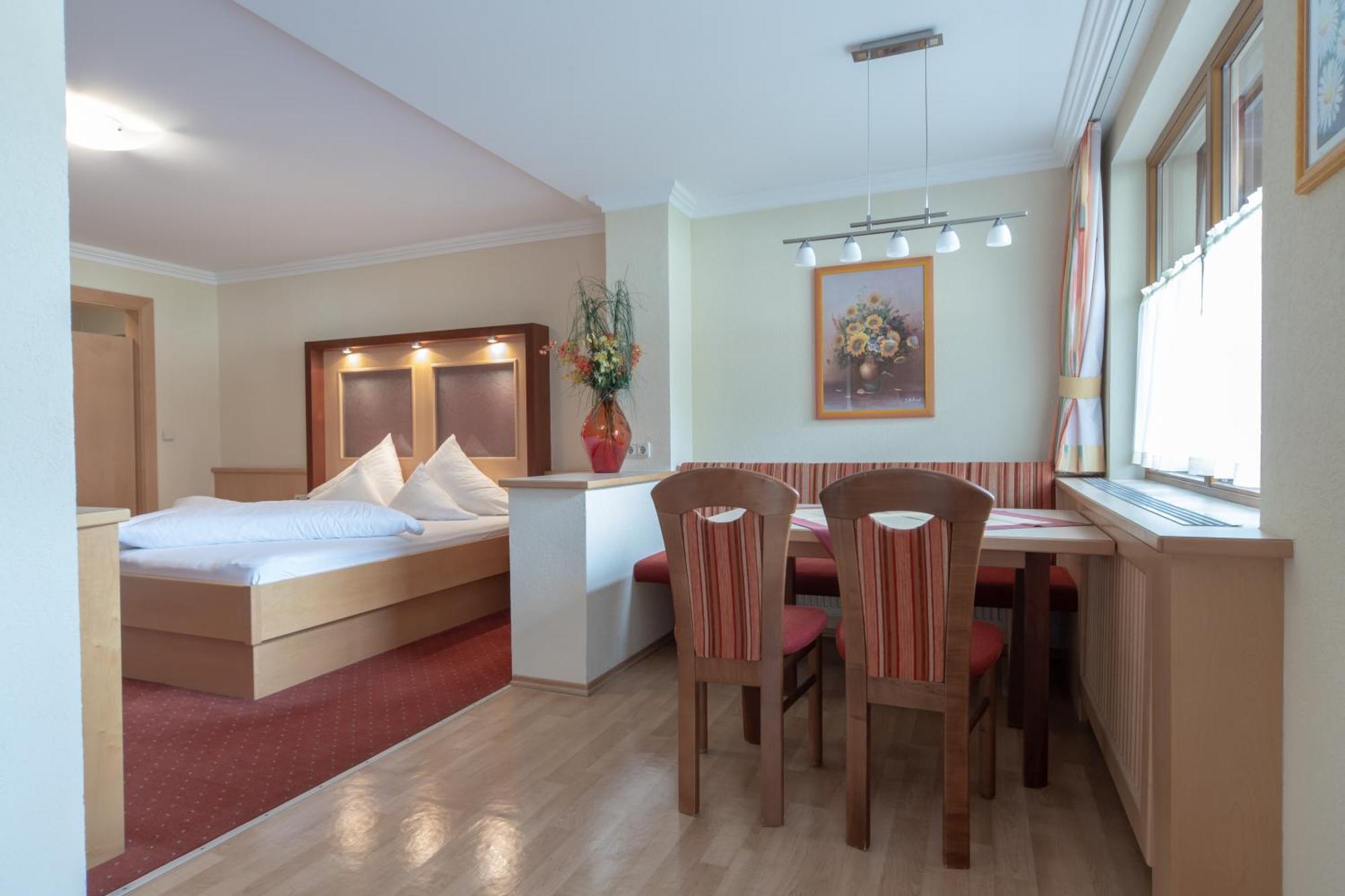 מאוראך Fruehstueckshotel Margret מראה חיצוני תמונה