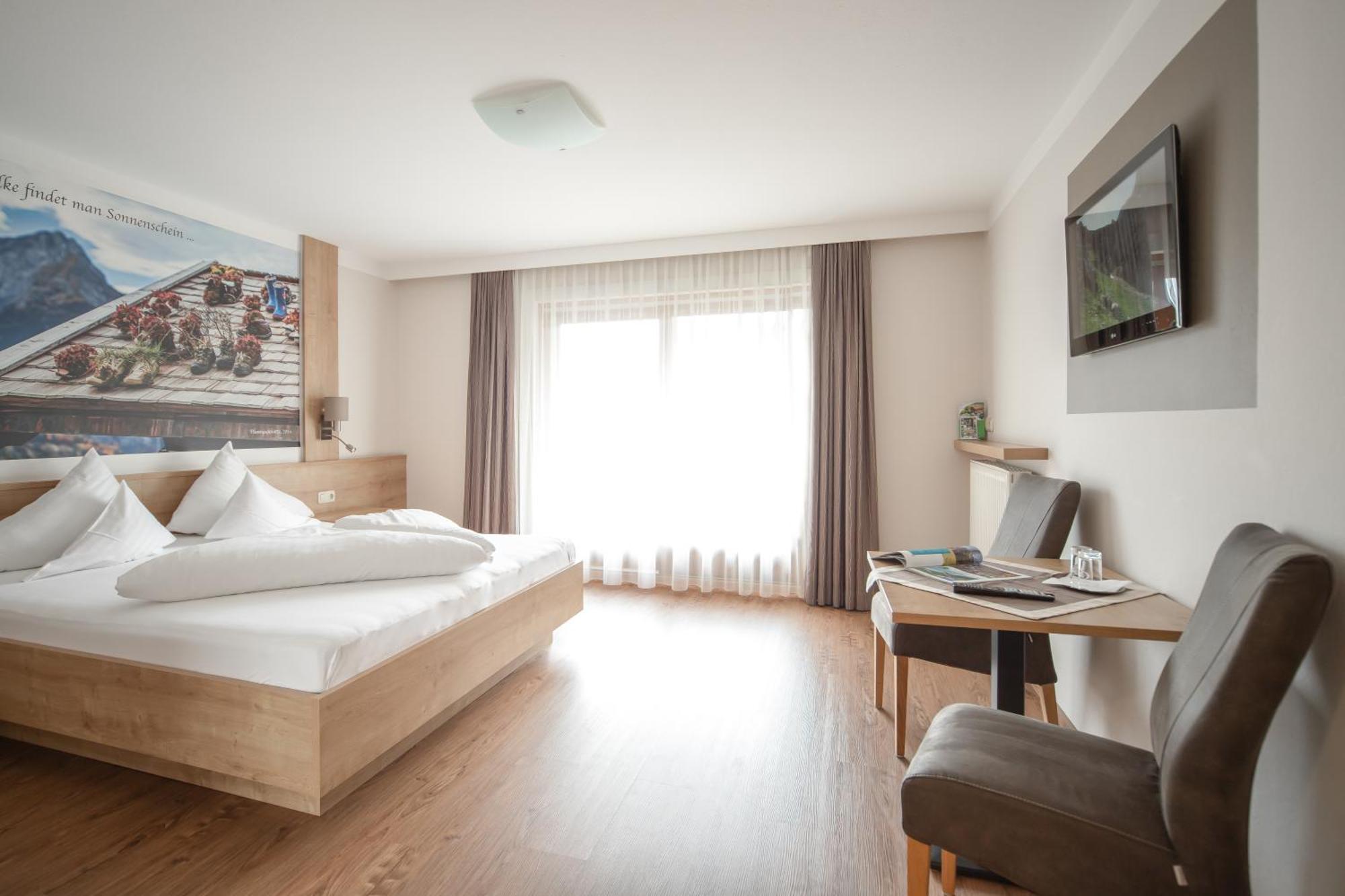 מאוראך Fruehstueckshotel Margret מראה חיצוני תמונה
