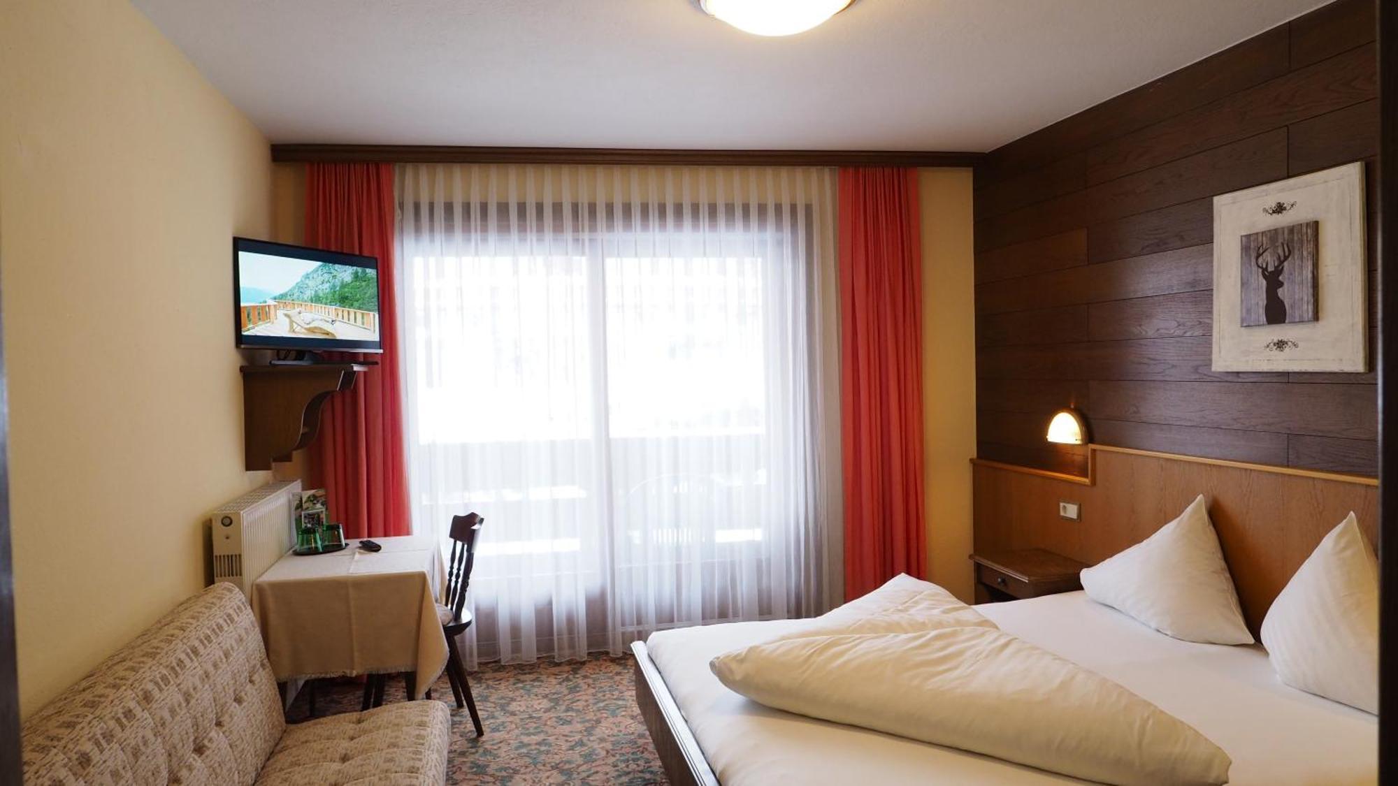 מאוראך Fruehstueckshotel Margret מראה חיצוני תמונה